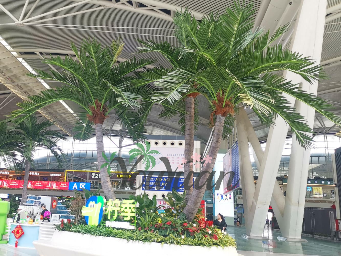 Artificial coconut palm for airport decoration